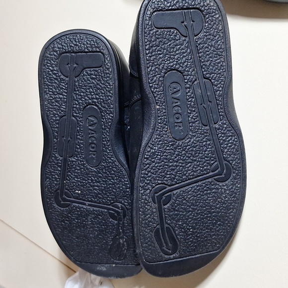 Diabetic Leather Shoes Black - Picture 8 of 8